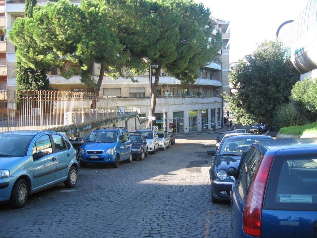 Passeggiate Romane B&B المظهر الخارجي الصورة